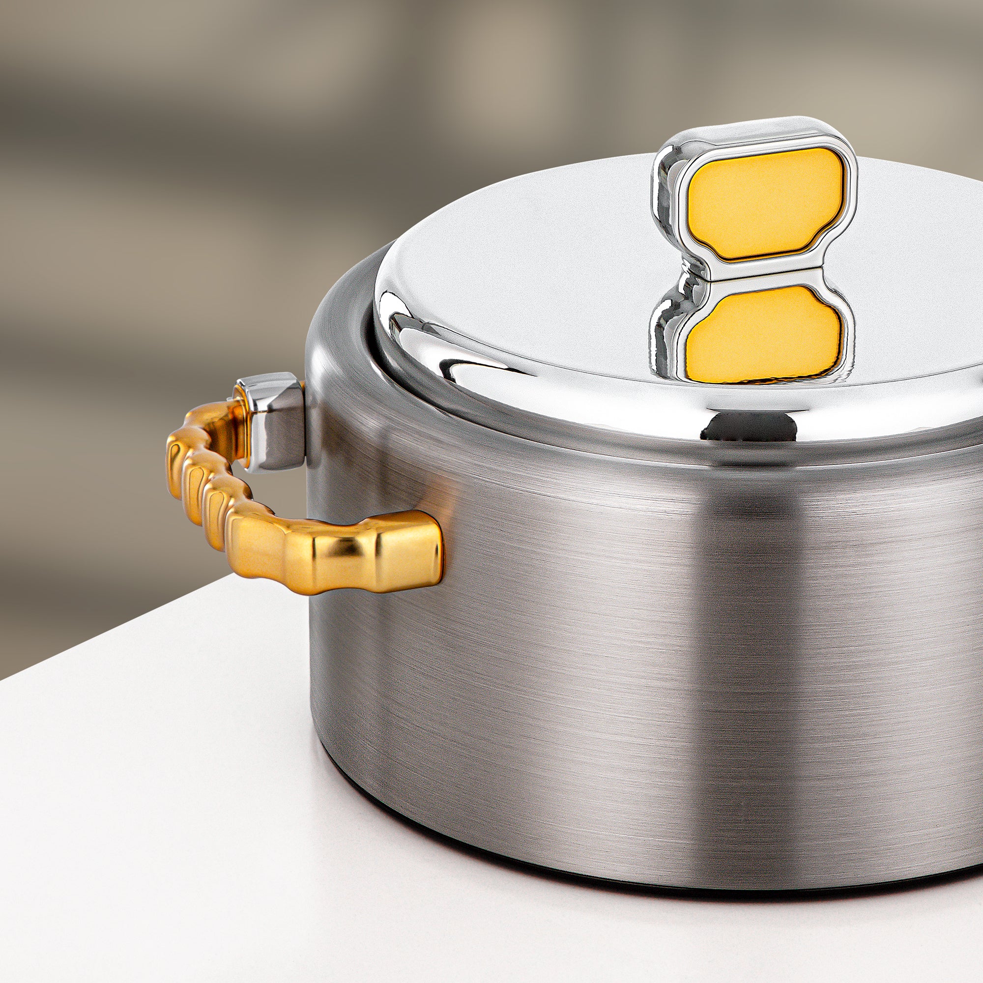 Almarjan 2 Pieces Hot Pot Set, Brushed Matt Silver & Matt Gold