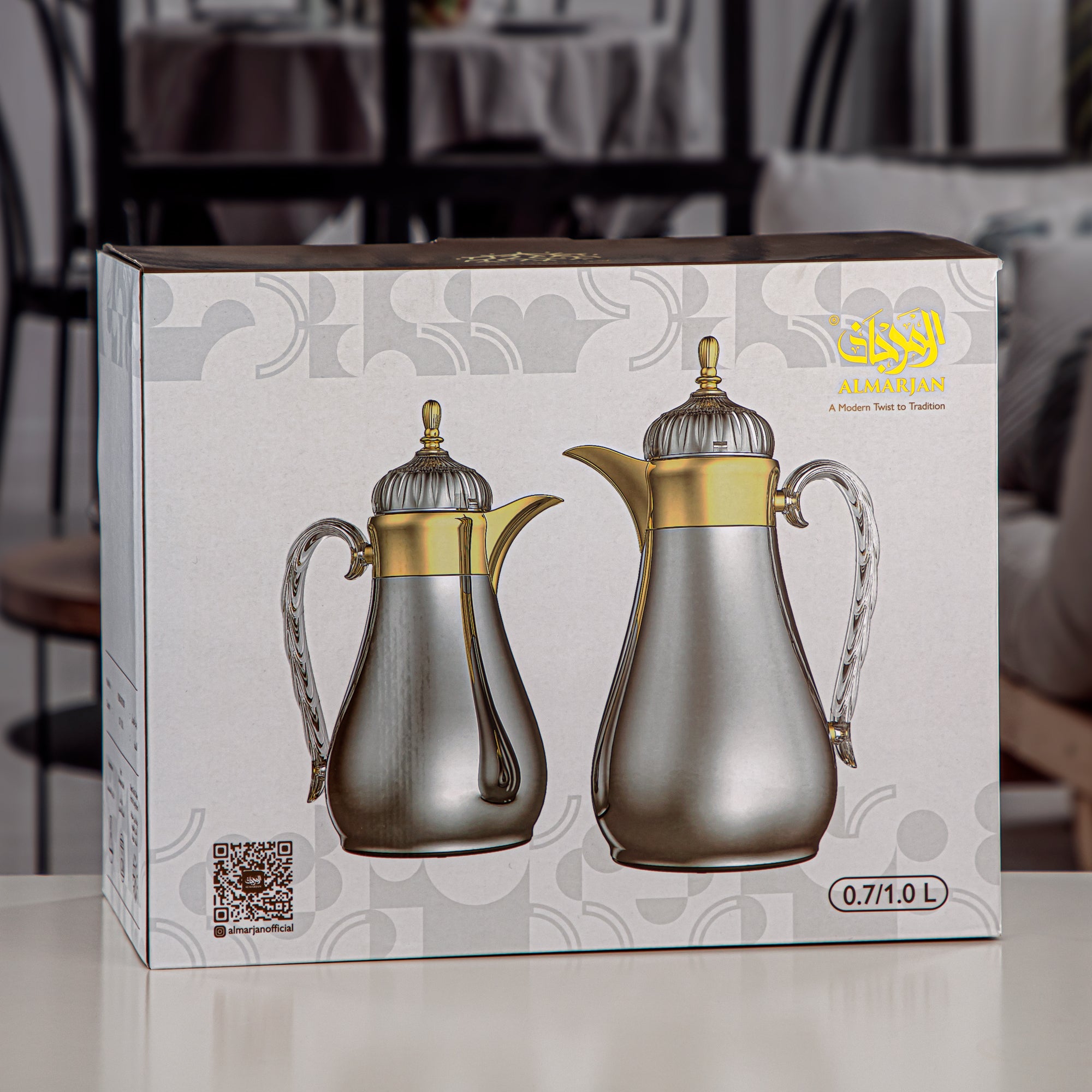 Almarjan Vacuum Flask Set, Push Button, 0.7L + 1L, Silver, Gold & Transparent (FG810-070/100 C/G) - Elegant Vacuum Flask Sets
