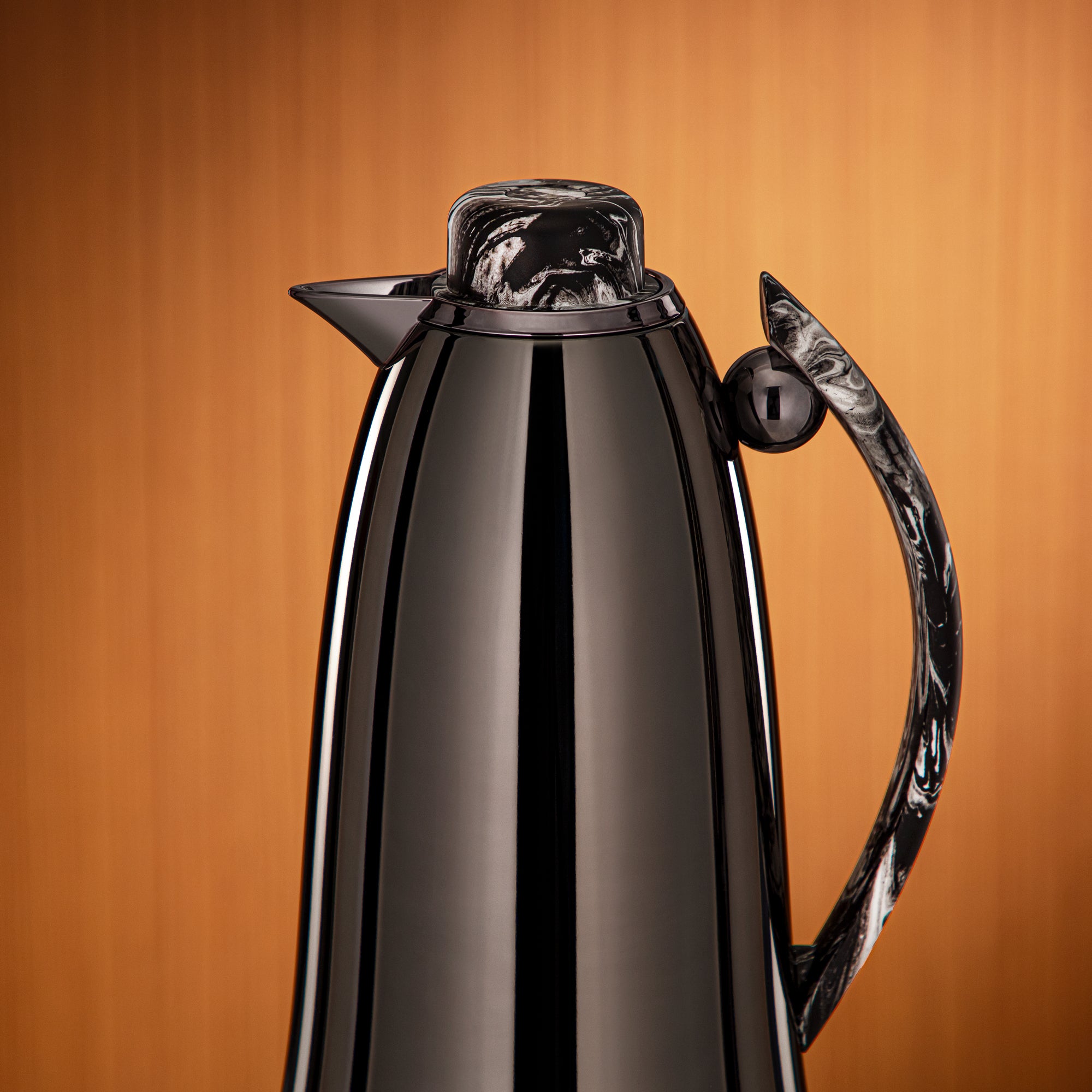 المرجان طقم ترامس 0.7L + 1L أسود مسدس & رخام أسود