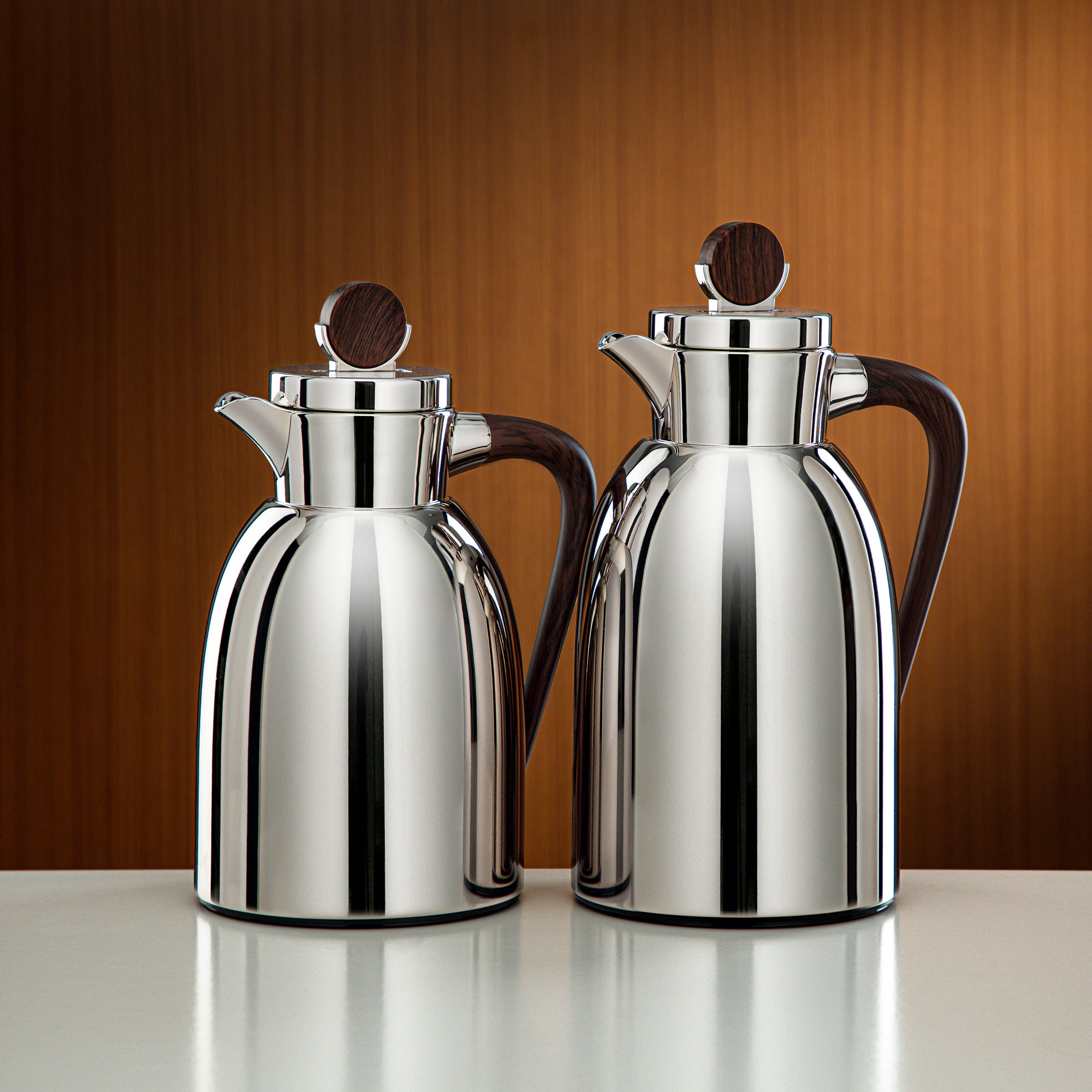 طقم ترامس المرجان قطعتان 1 لتر و1.3 لتر نيكل وخشب داكن