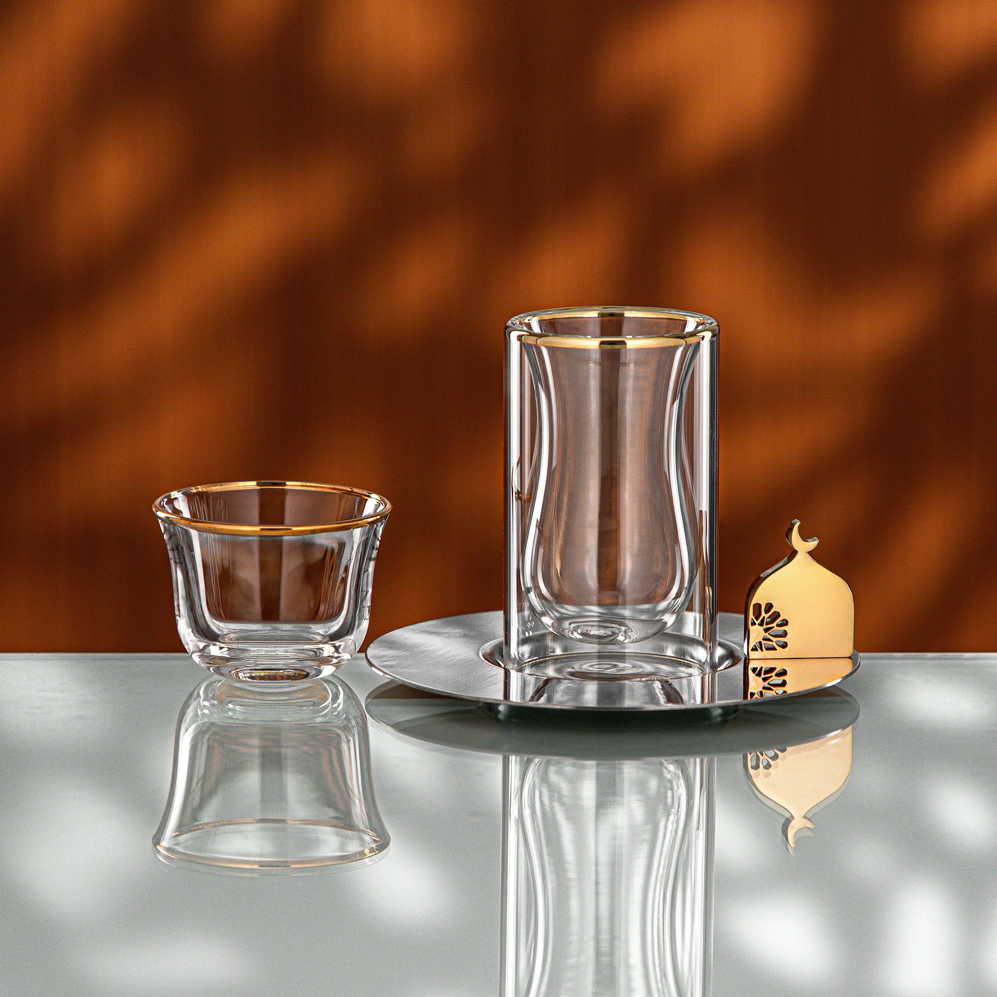 طقم شاي وقهوة المرجان، ١٨ قطعة، شفاف بحافة ذهبية