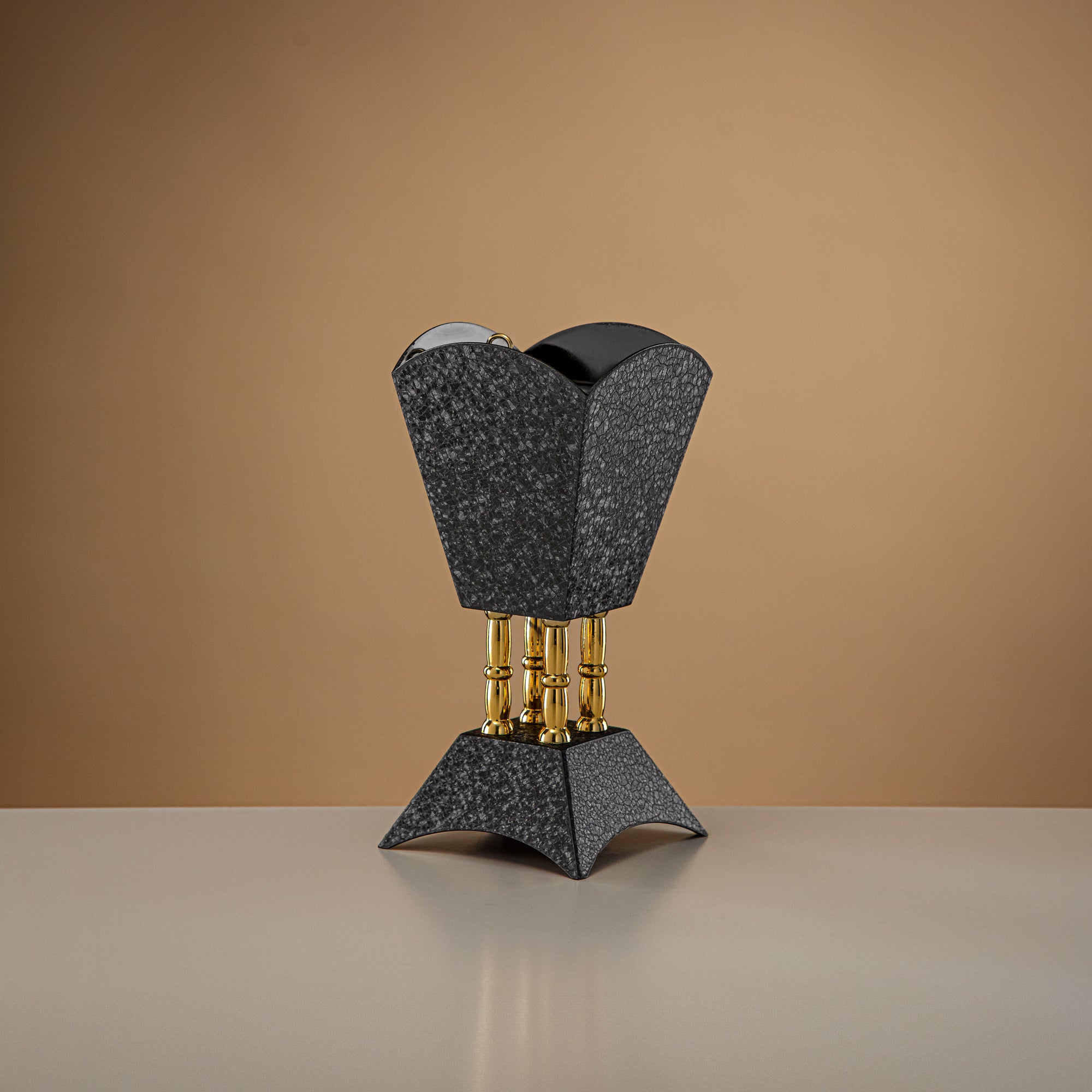 مبخرة المرجان باللونين الأسود والذهبي 20.5 سم