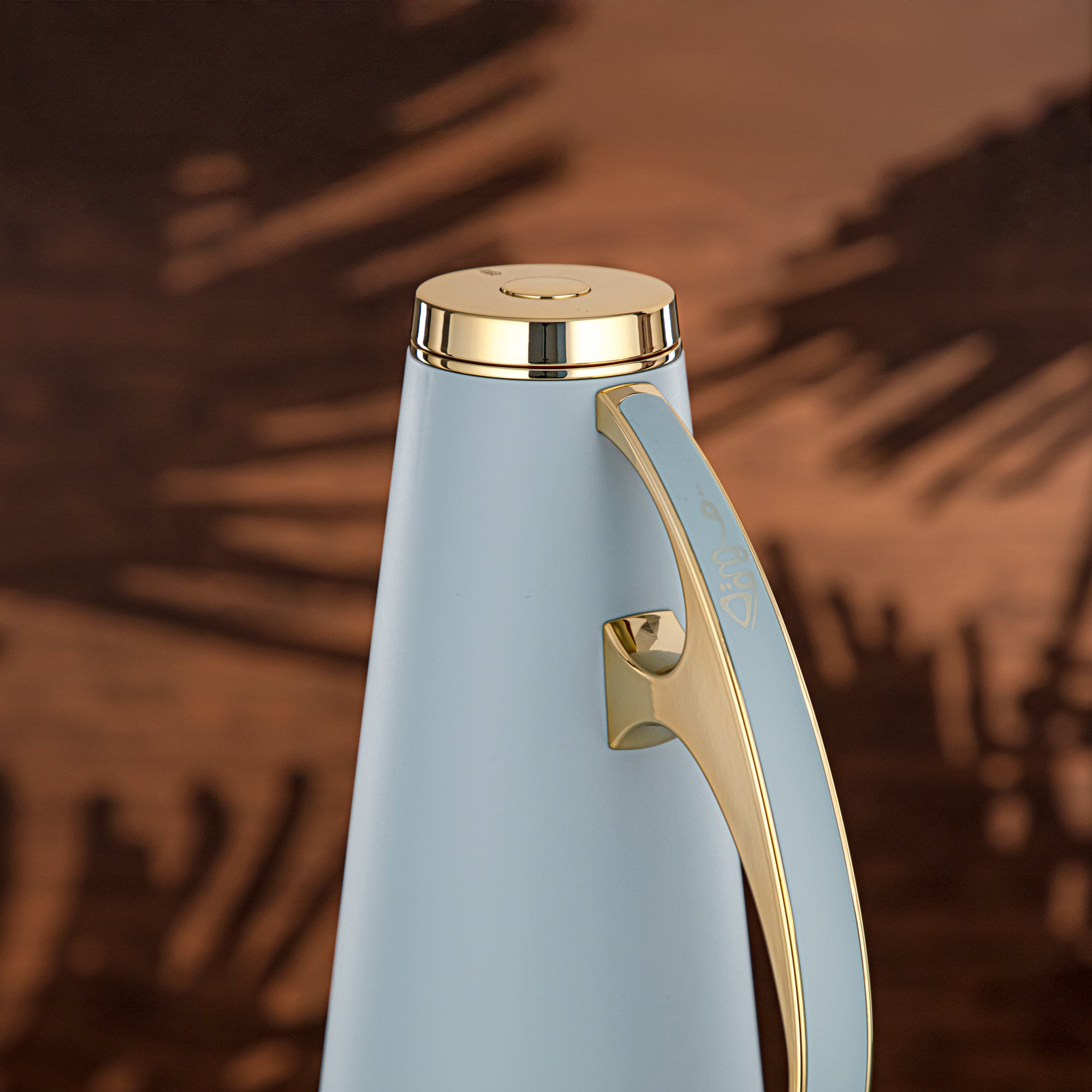 Almarjan Vacuum Flask Set, ABS, 1L + 1L, Light Blue & Gold (UPP-1000/1000 BLUG) - Modern Serving