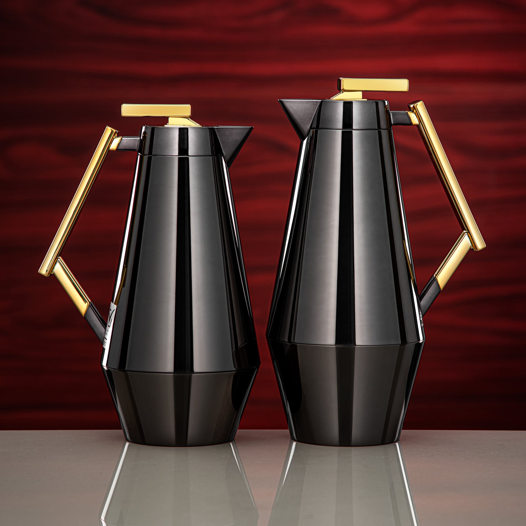Almarjan Vacuum Flask Set 0.7L & 1L Gun Black & Gold