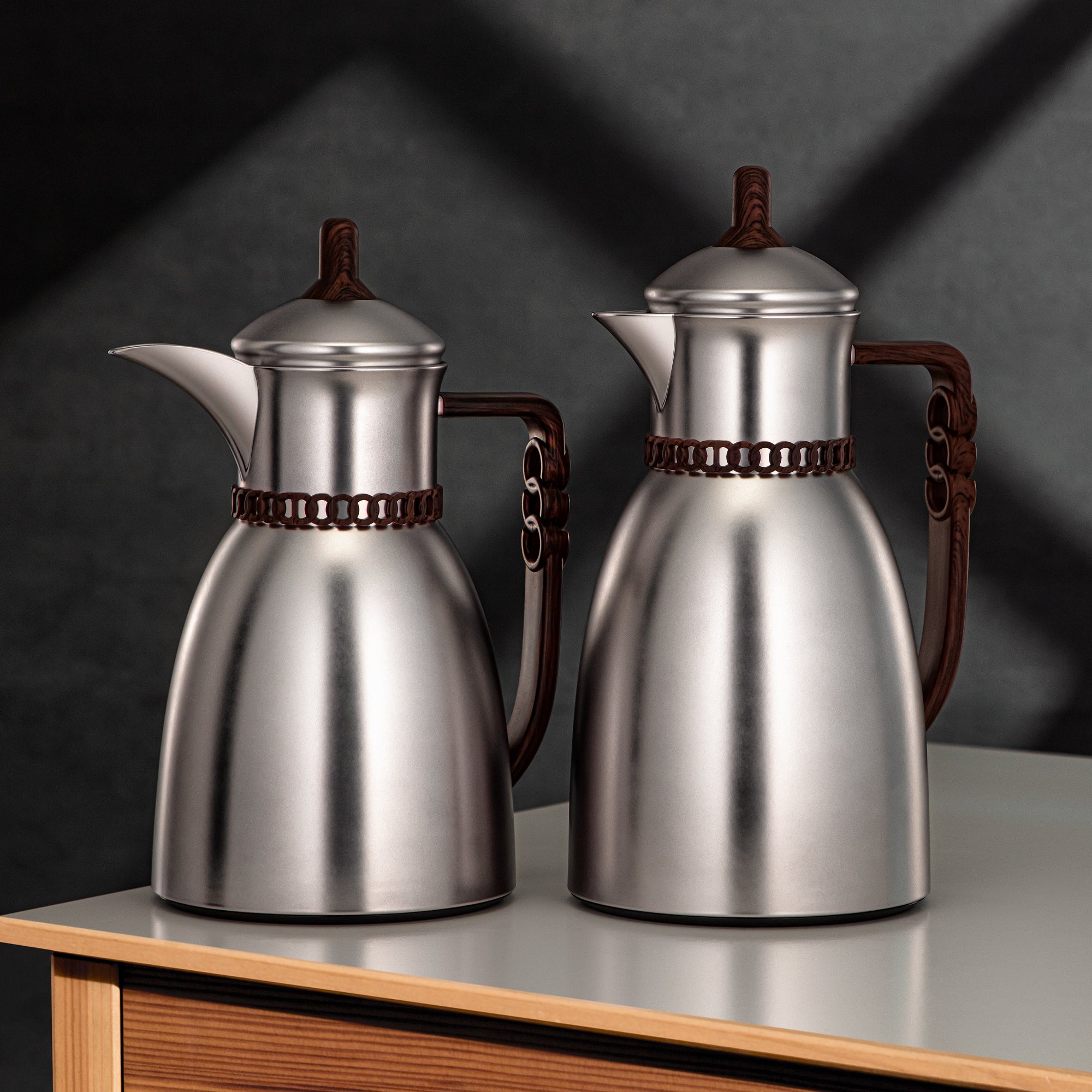 طقم ترامس المرجان 0.7 لتر و1 لتر بلمسة نيكل غير لامع وخشب داكن