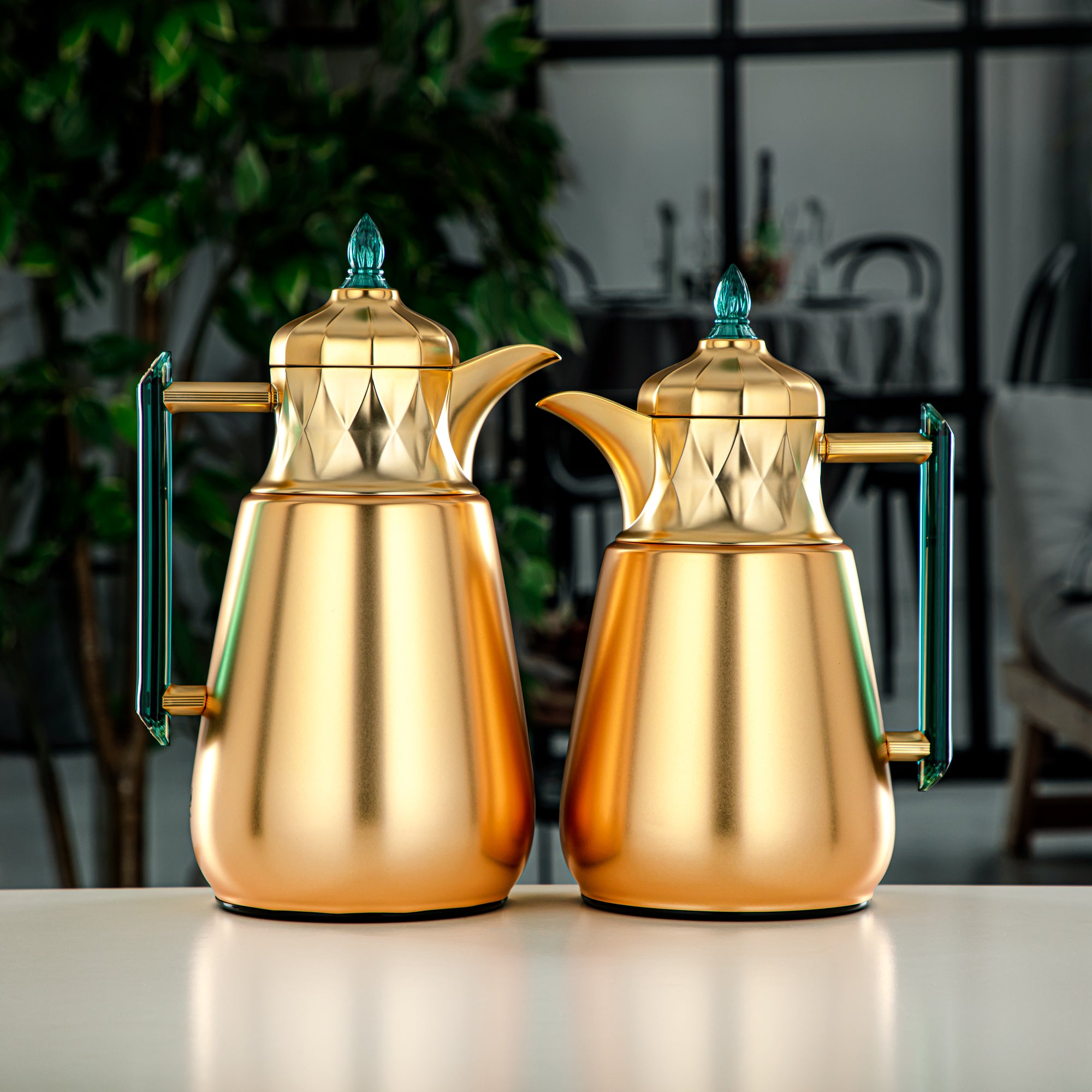 Almarjan 2 Pieces Vacuum Flask Set Matte Gold & Dark Green - FG805-070/100 MG/DG