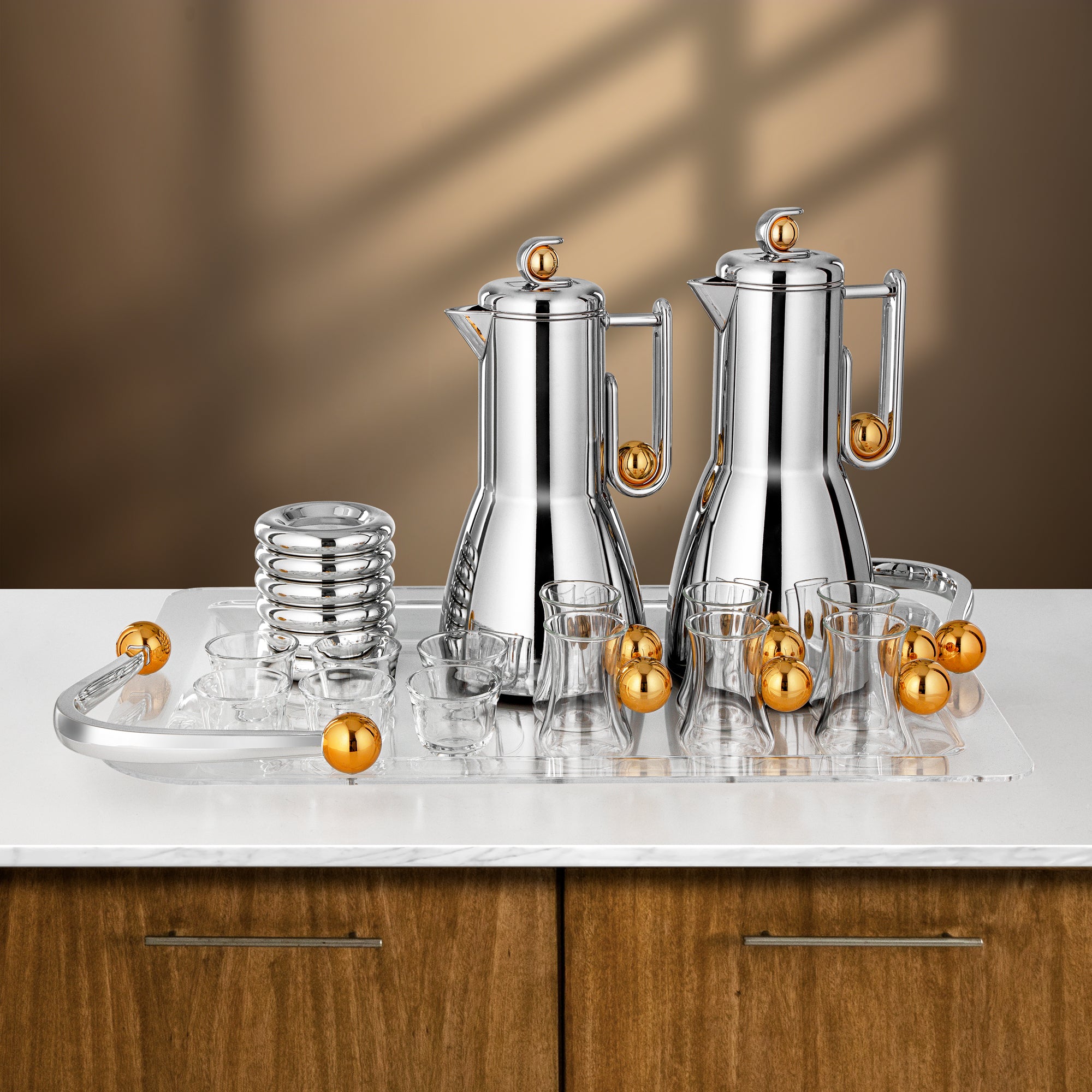 طقم شاي وقهوة المرجان 21 قطعة فضي وذهبي