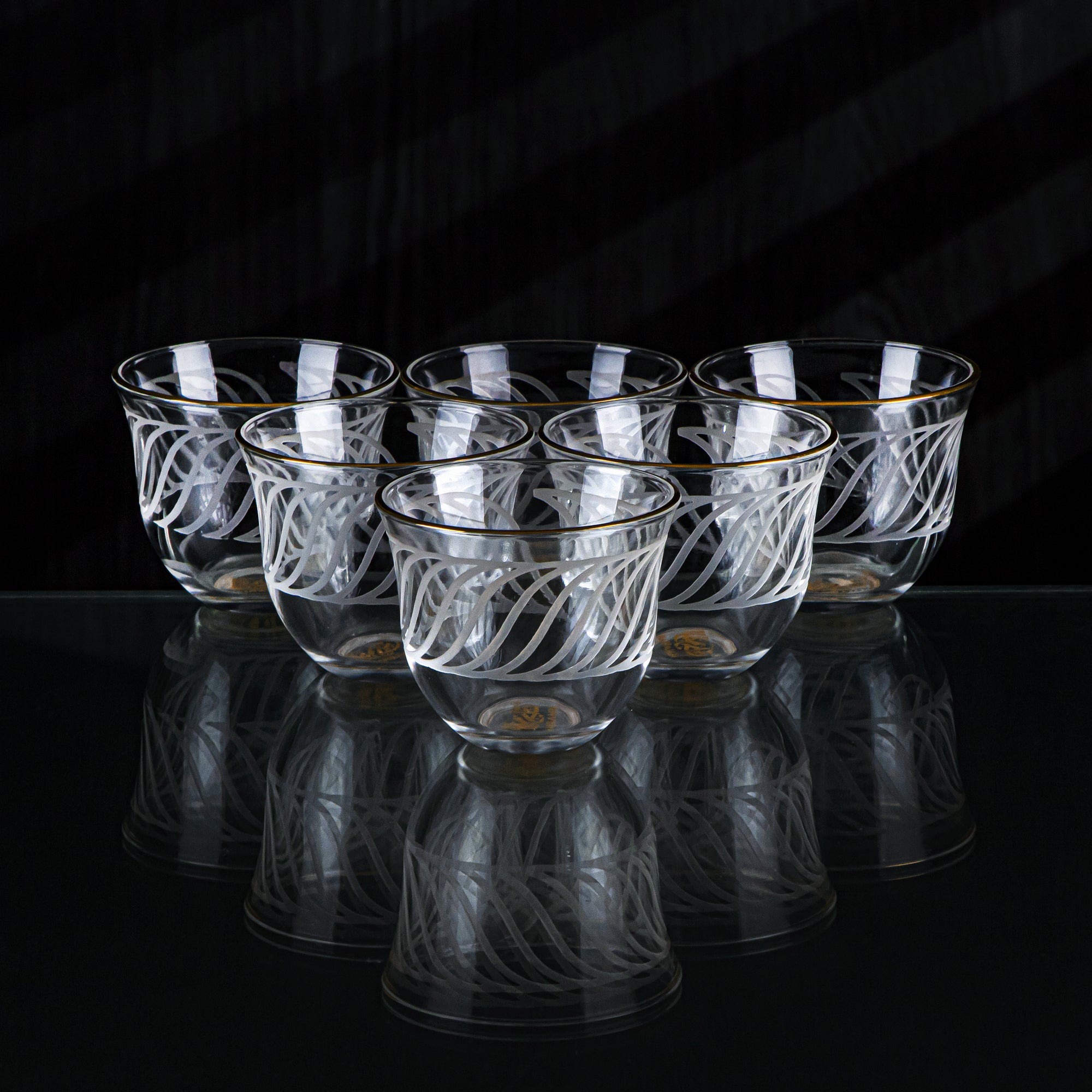 Almarjan 6 Pieces Wave Collection Glass Cawa Cup With Golden Rim - GLS2630040