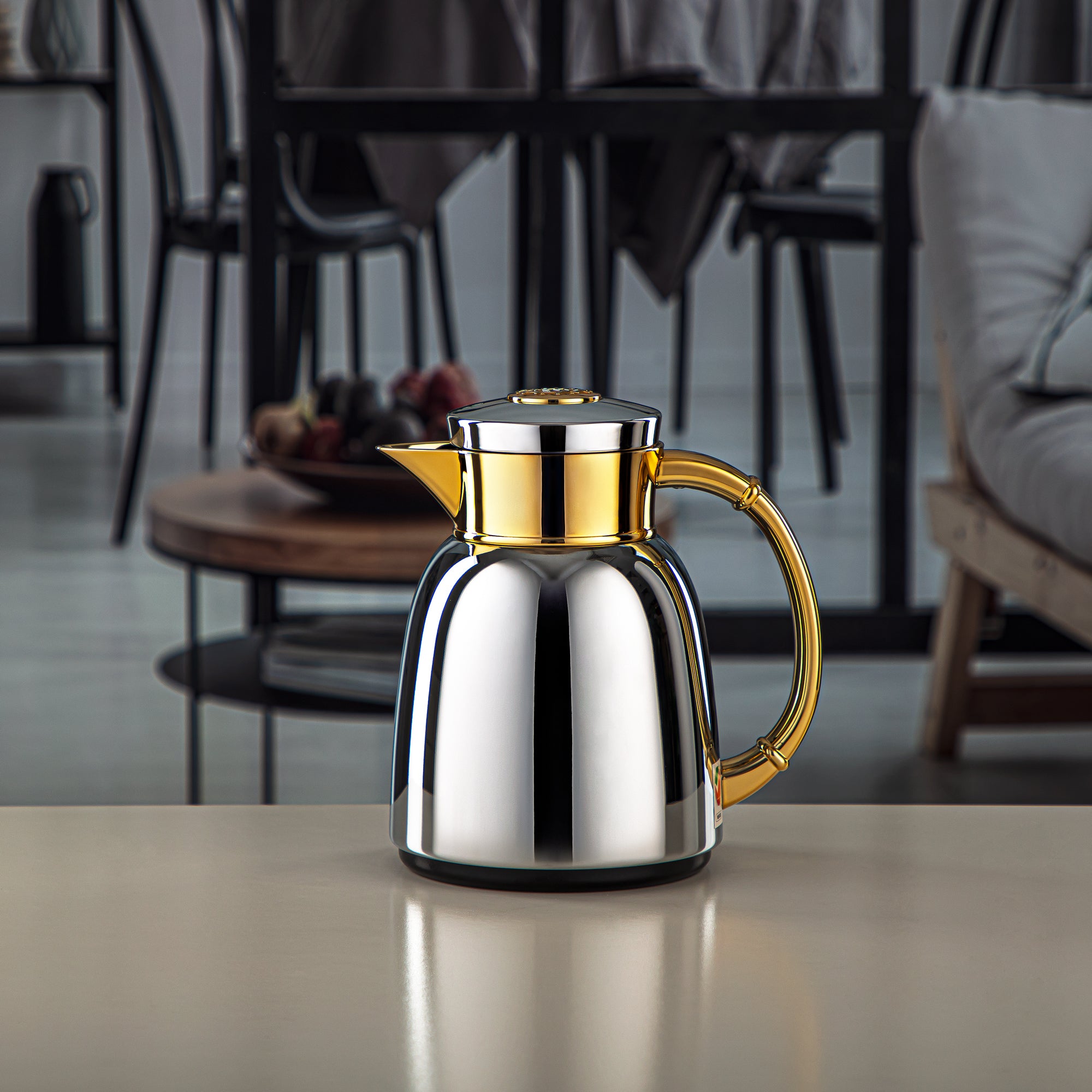 Almarjan 0.35 Liter Vacuum Flask Silver & Gold - QVC-0350CC95