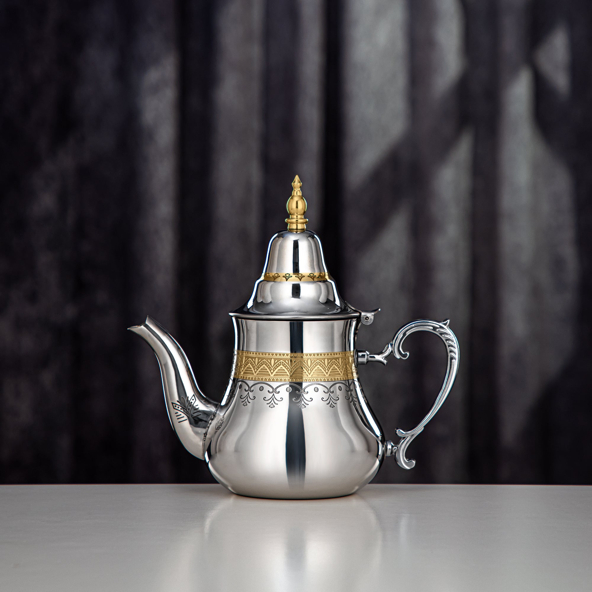 Almarjan Teapot Stainless Steel, Silver & Gold, 0.8L (STS0013166) Sahara Collection